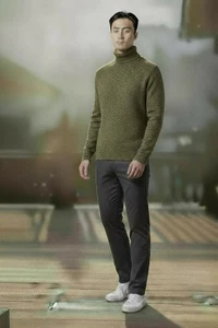 Stile Latino 95% Cashmere 5% Wool Sweater Turtleneck Lightweight Darkgreen - Picture 1 of 11