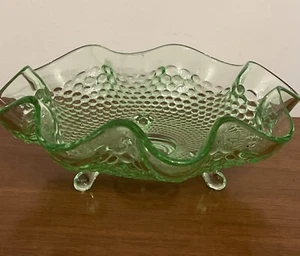 Plato de caramelo 7" verde vidrio transparente vintage Hobnail 3 patas estriado soporte de baratija - Imagen 1 de 13