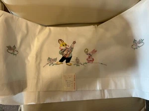 Vintage Hand Made Embroidered Crib Sheet & Matching Pillow Case - Rabbit Design - Picture 1 of 8