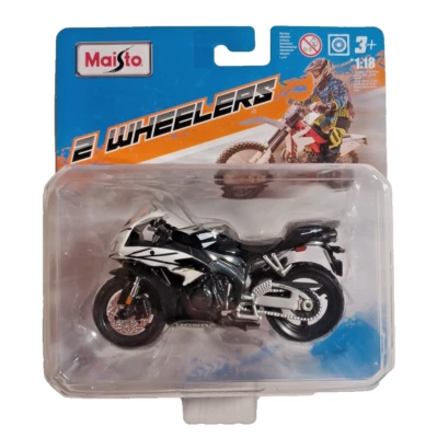 2024 Maisto 2 Wheelers Honda CBR1000RR White 1:18 Scale Metal - Image 1 of 3