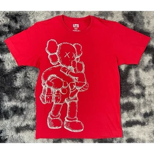 Uniqlo x KAWS 2016 Red Companion Short Sleeve Shirt Men's Size M - Picture 1 of 3
