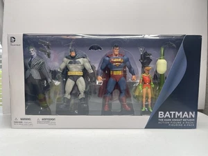 Batman The Dark Knight Returns 30th Anniversary 4 Figuren Set Neu Sealed - Bild 1 von 10