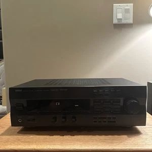 Yamaha RX V493 5.1 Kanal 250 Watt Empfänger - Bild 1 von 5