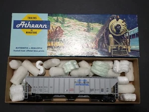 HO Scale Athearn/Bev-Bel NAHX 50355 Miles 54' 3-bay Covered Hopper - Picture 1 of 2