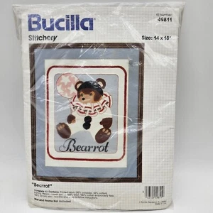 Bucilla Crewel Kit Orso Orso Pagliaccio Sigillato 14 X 18 49811 Sigillato - Foto 1 di 7