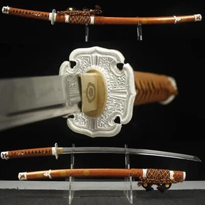 Espada Samurai Afilada Hecha a Mano Oda Nobunaga Tachi Arcilla Templada T10 Acero - Imagen 1 de 10