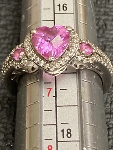 Anello zirconi zaffiro rosa 925 zaffiro a forma di cuore misura 6,5 marcato stella P M 1/4" - Foto 1 di 20