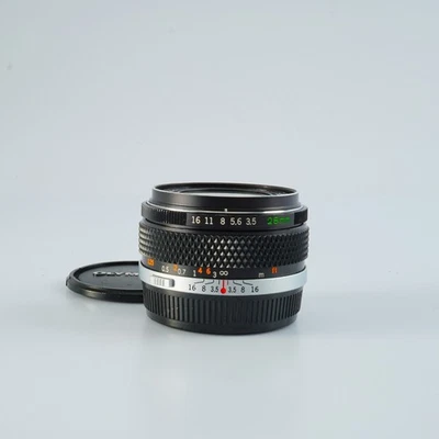 VERY GOOD OLYMPUS OM-SYSTEM G.ZUIKO AUTO-W 28mm F/3.5 Prime Lens - Image 1 of 4