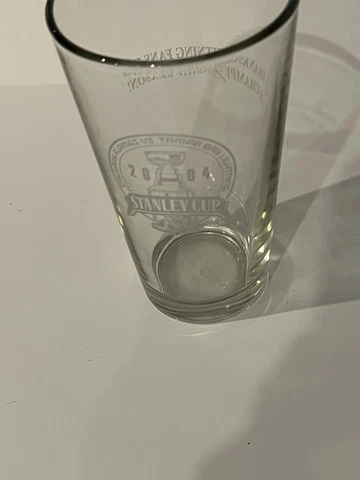 2004 Tampa Bay Lightning Stanley Cup Collectible Pilsner Glass Cover