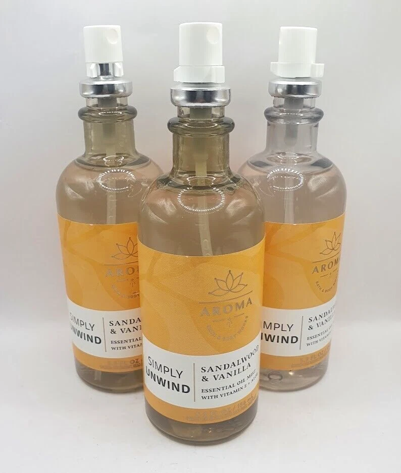 BATH & BODY WORKS SIMPLEMENTE DESENROLLAR SÁNDALO Y ACEITE ESENCIAL DE VAINILLA NIEBLA 5,3 OZ Foto 1 de 1