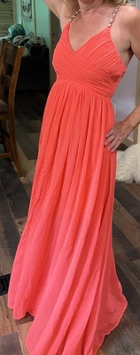 VESTIDO MAXI CORAL ROSA NEÓN Mujer Talla Pequeña CORREAS ESPAGETTI PIEDRAS PRECIOSAS Gasa Foto 1 de 4