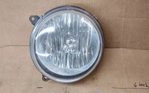 2006 JEEP LIBERTY Headlight LEFT SIDE NO LEVELING  - Picture 1 of 4