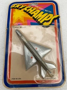 Avión de combate ruso MIG 21 Sky Champs #5890 de colección - Imagen 1 de 1