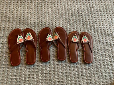 Chanclas Cherokee Floral Bordado Marrón Mexicano Niñas Talla 1&4 Foto 1 de 4