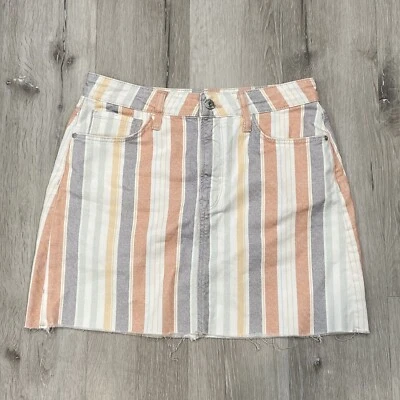 Faldas de mezclilla Mavi Jeans para mujer a rayas Lindsey tiro alto crudo línea A talla pequeña Foto 1 de 4