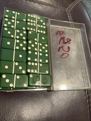 Crisloid Catalin  Dominoes Bakelite Game Set Green Complete Original Clear Box - Image 1 of 4