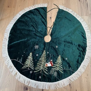 "Falda de terciopelo verde árbol de Navidad con detalles bordados y flecos 46""" - Imagen 1 de 12