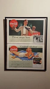 2 anuncios impresos en color de colección de Coca-Cola enmarcados de principios de 1940 - Imagen 1 de 4