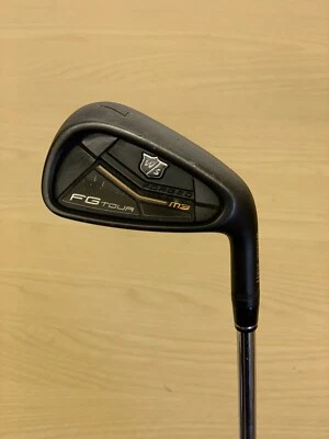 Wilson Staff FG Tour M3 7 Iron / Regular Steel Shaft / Right Handed - Image 1 of 4