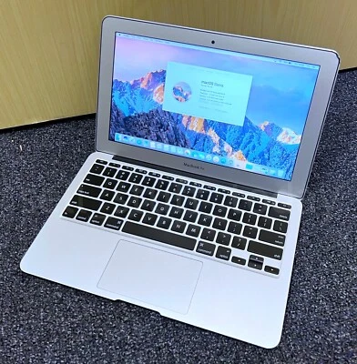 Apple MacBook Air 11" (A1465), Core i5-4250U, 4GB/128GB SSD -412 - Image 1 of 2