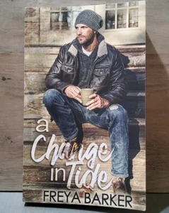 A Change In Tide Northen Lights Collection Freya Barker Signed PB 2017 Erotica - Picture 1 of 5