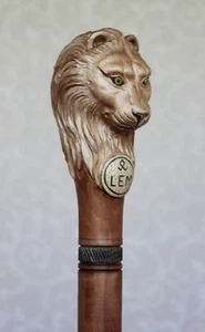Bastón de caminar león mango tallado personal de madera senderismo personalizado - Imagen 1 de 6