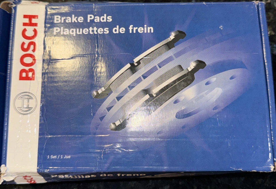 Juego de pastillas de freno de disco Bosch BE815A azul para Select Infiniti I35; Nissan Altima, Cub Foto 1 de 3