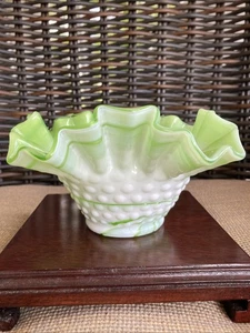 Vintage Fenton verde scorie vetro piano cottura uranio arruffato ciotola vaso piatto * XLNT! - Foto 1 di 9