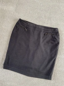 Ladies M&S Grey Knee Length Smart Straight Skirt Size 20 - Picture 1 of 7