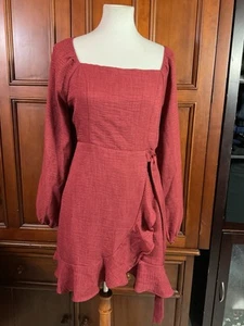 Altar’d State Women’s Size Large Pink Cutout Strappy Back Ruffle Front Lknw Gorg - Picture 1 of 10