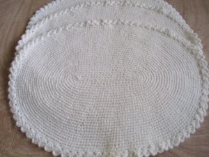 3 white knit / crocheted place mats 13 1/2 x 18 - Picture 1 of 4