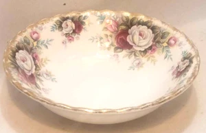 Royal Albert Celebration platillo de frutas tazón pequeño 5" porcelana de hueso Inglaterra - Imagen 1 de 2