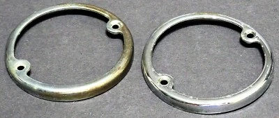 2 x Genuine Volkswagen Type 2 (T2) Microbus Chrome 9" Light Trim 211-945-117/B - Image 1 of 4