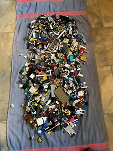 Large Job Lot Of mixed Lego over 4 kgs see all pictures - Picture 1 of 10