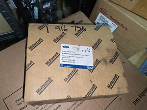 Ford Galaxy II Mondeo S-Max 06 - 15 Front Brake Pad Set. Genuine 1916756 - Picture 1 of 2