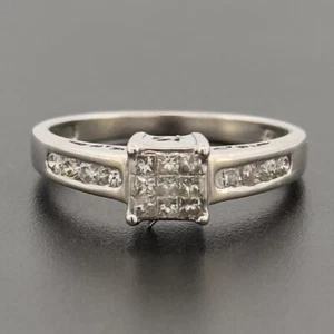 18ct White Gold Diamond Cluster Ring Size L Hallmarked - Picture 1 of 9