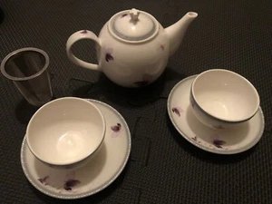 Hankook Set Teapot Defuser 2 Cups & Saucers Fine China Korea White Purple Leaf - Picture 1 of 6
