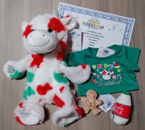 Neu mit Etikett Build A Bear Weihnachten Kuh Mooey Plüsch, T-Shirt, Milchkeks Handgelenk, Zertifikat - Bild 1 von 4