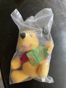 Walt Disney World Pooh Mini Bean Kelloggs Plushie - Picture 1 of 1