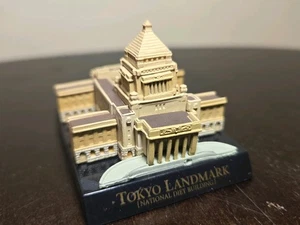 National Diet Building Souvenir Replica Japan Wahrzeichen Replik - Bild 1 von 3