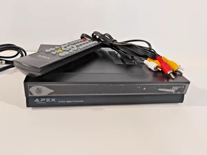 Apex DT250 Digital TV Converter Box Analog PassThrough w Remote & Manual - Picture 1 of 15