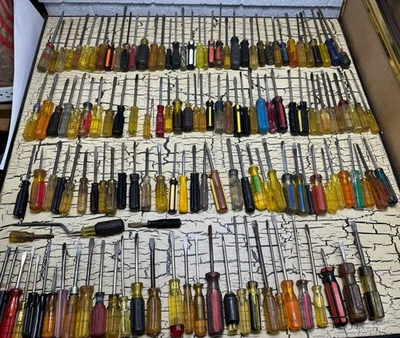 140+ VTG Antique Medium Small Size Flat Head Screwdriver Huge Hand Tool Mix Lot - Image 1 of 4