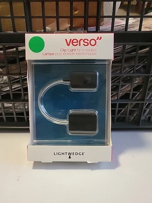 Verso Clip Light for eReaders  - Image 1 of 2