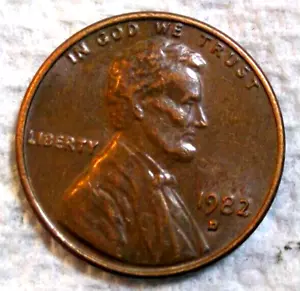 1982 D Lincoln Memorial cent free insured ship A - Picture 1 of 2