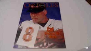 Orioles Magazine Third Edition 1999/ Cal Making his Mark. - Picture 1 of 1