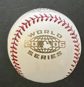 RAWLINGS 2006 WORLD SERIES DUELING BASEBALL IN BOX - TIGERS vs CARDINALS - Picture 1 of 7