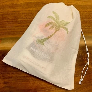 Hawaiian White Sea Salt in Cotton Muslin Bag (Gift-Ready) - Picture 1 of 3