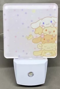 Sanrio Cinnamoroll Kawaii Lámpara LED Enchufable Luz Nocturna con Sensor - Imagen 1 de 7