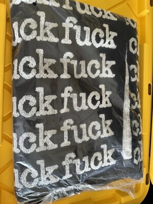 Toalha Supreme Fxxk preta nova em folha - Imagem 1 de 4