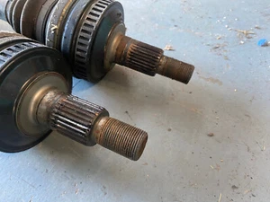PORSCHE 911 996 Boxster 986 98633202411 x2 trans axle driveshaft tiptronic auto - Picture 1 of 6
